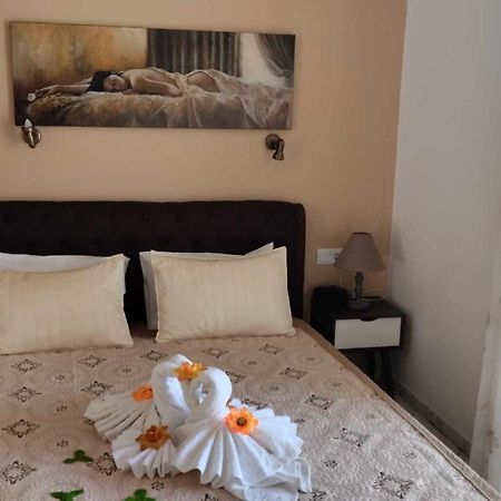 Golden Sun Apartments Rodakino Extérieur photo