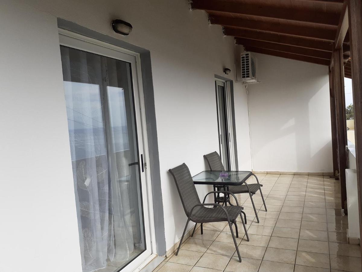 Golden Sun Apartments Rodakino Extérieur photo