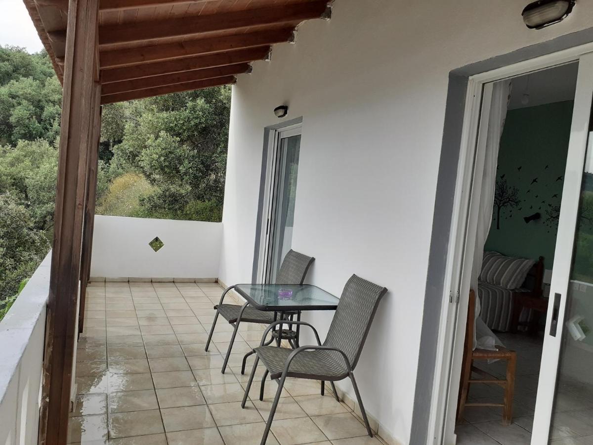 Golden Sun Apartments Rodakino Extérieur photo
