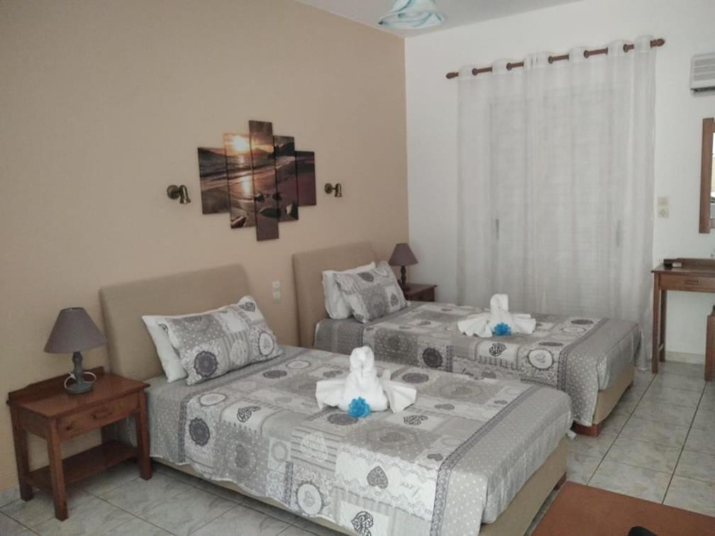 Golden Sun Apartments Rodakino Extérieur photo