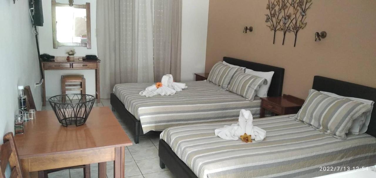 Golden Sun Apartments Rodakino Extérieur photo