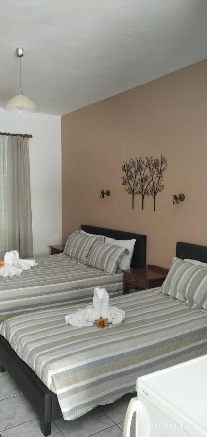 Golden Sun Apartments Rodakino Extérieur photo