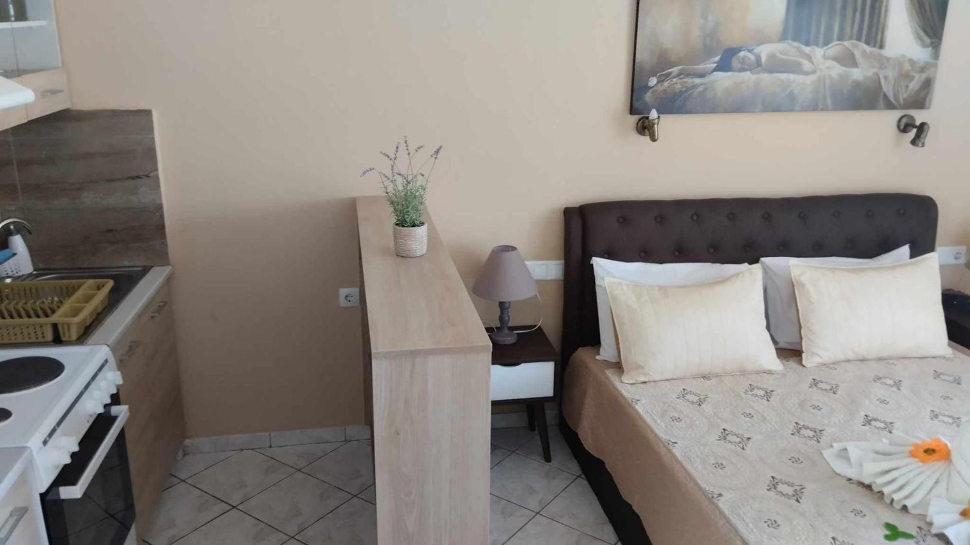 Golden Sun Apartments Rodakino Extérieur photo